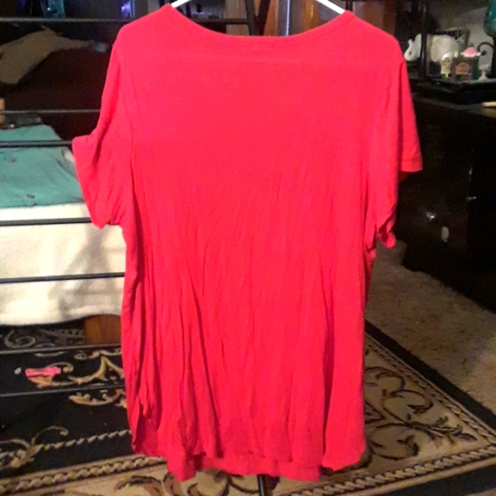 Graphic tee - Picture 3 of 3